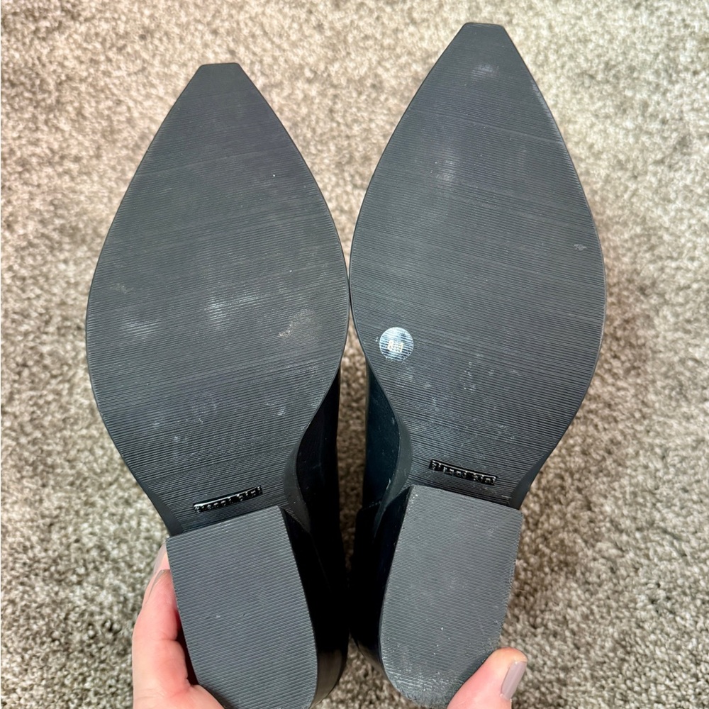 Black Leather Shoes - Picture 3 of 5
